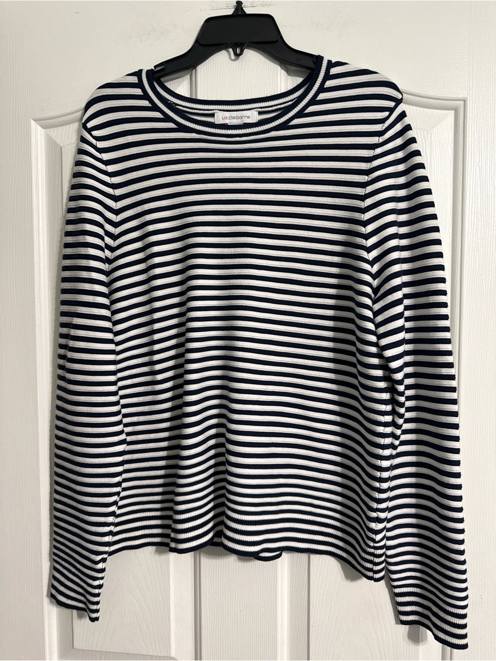Liz Claiborne Navy and White Striped Long Sleeve Tee
